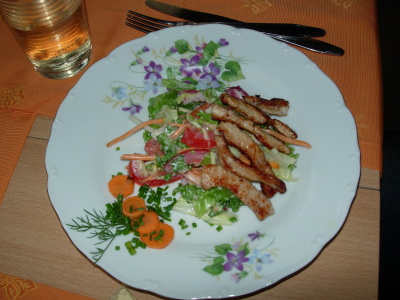 gemischter Salat mit H�hnchenstreifen